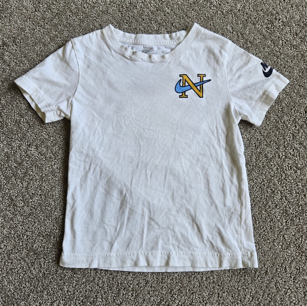 Boys nike shirt